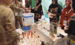 Perkebunan Indonesia Expo 2023, Disbun Kaltim Tampilkan Produk Hilirisasi Kelapa dan Aren