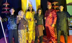Legenda Kerajaan Buaya Karang Mumus Difilmkan Sanggar Seni dan Budaya Zhiezham Sangatta