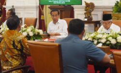 Jokowi Serukan Jajaran Bikin Terobosan Berantas Narkoba