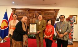 Diplomasi Budaya: KBRI Seoul Penyelenggara Kursus Bahasa Indonesia Terbanyak bagi  Penutur Asing
