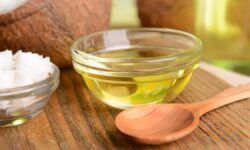 Khasiat Oil Pulling bagi Kesehatan Gigi dan Mulut