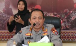 Densus 88 Tangkap 3 Terduga Teroris di Lombok Barat