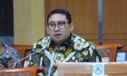 Hamas Serbu Israel, Fadli Zon: Harus Obyektif dan Adil Memberikan Penyataan