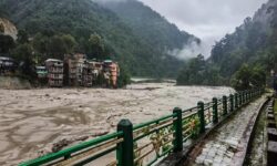 Banjir di India, 102 Orang Hilang Termasuk 22 Tentara