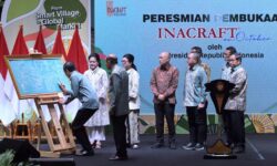Pamerkan Hasil Kerajinan, Jokowi Buka Event ‘Inacraft on October 2023’ di JCC