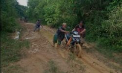 Veridiana Sarankan Kades di Kubar Ajukan Bankeu ke Pemprov Kaltim untuk Perbaikan Jalan
