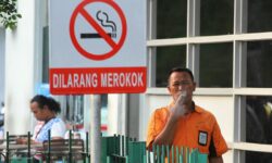 Sesuai Perda Kaltim: Merokok di Kawasan Larangan Merokok Dipidana Enam Bulan Kurungan