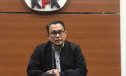 OTT KPK di Kaltim Terkait Proyek Jalan Nasional, 11 Orang Ditangkap Tiba di Jakarta