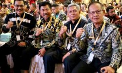Transaksi PDN dan UKM Tertinggi, Pemkab Kukar Sabet Dua Penghargaan MenkopUKM RI