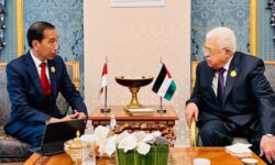 Jokowi Tegaskan Lagi Dukungan Indonesia ke Presiden Palestina Mahmoud Abbas