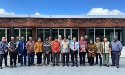 Suharyanto Serahkan Ruang VIP Bandara Port Vila kepada Pemerintah Vanuatu