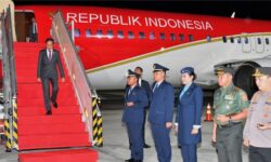 Presiden Jokowi Tiba Kembali Tiba di Tanah Air