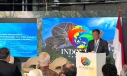 Menteri Arifin: Tenaga Hidro Tulang Punggung Ekonomi Rendah Karbon