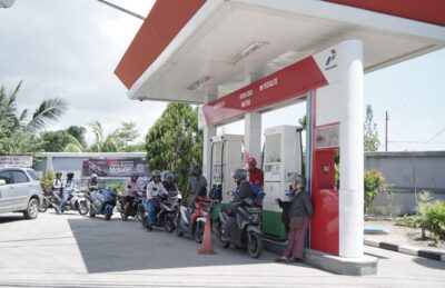 Pertamina Larang Motor dengan Tangki Modifikasi Isi Pertalite di SPBU Balikpapan