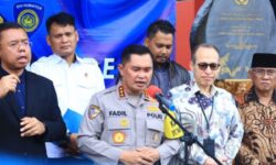 Kabaharkam Polri Lepas 111 Personel Amankan TPS Pemilu 2024 di Luar Negeri
