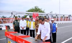 Habiskan Anggaran Rp292 M, Jokowi Resmikan 6 Jembatan Baru di Lintas Utara Jawa