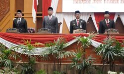 Pembangunan Samarinda untuk Menciptakan dan Memperluas Lapangan Kerja dan Mengurangi Kemiskinan