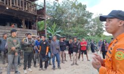 Perjalanan Tenggarong ke Muara Bengkal, Zaenul Tersesat di Kebun Sawit Muara Kaman