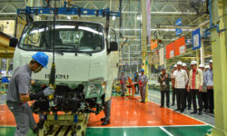 Triwulan II 2024 Industri Pengolahan Nonmigas Tumbuh 4,63 Persen