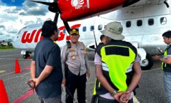 Polisi Tindaklanjuti Kasus Penembakan Pesawat Wings Air di Bandara Dekai