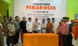 Irwan Sabri Serahkan Formulir Pendaftaran Bakal Calon Bupati ke PKS Nunukan