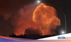 Gudang Munisi TNI AD di Gunung Putri Meledak, Warga Dievakuasi