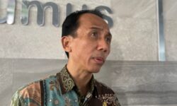 Guru Honorer Samarinda Dapat THR Rp500 Ribu