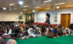 Manajemen Mesra Grup Buka Puasa Bersama Anak Yatim dan Santri