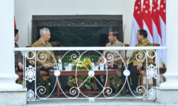 Momen Pengenalan Calon Pemimpin Baru Indonesia ke PM Lee Hsien Loong