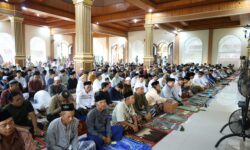 Salat Idulfitri Perdana Otorita IKN Bersama Warga di Nusantara