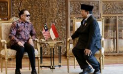 Bahas Pertahanan sebagai Prioritas, Menhan Prabowo Temui PM Malaysia Anwar Ibrahim