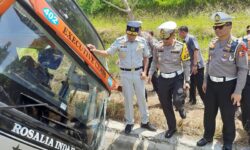 Bus Rosalia Indah Kecelakaan Tunggal di Batang-Semarang, 7 Penumpang Meninggal