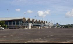 Gunung Ruang Erupsi, Operasional Bandara Samratulangi Ditutup Sementara