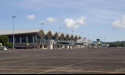 Gunung Ruang Erupsi, Operasional Bandara Samratulangi Ditutup Sementara