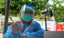 Tidak Ada Efek Samping Penggunaan Vaksin COVID-19 di Indonesia