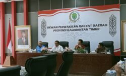 Akmal Malik-DPRD Kompak Minta Laporan Rinci Program Beasiswa Kaltim