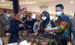 Antusiasme Tinggi, 193 Pelaku UMKM di Balikpapan Kantongi Sertifikat Halal