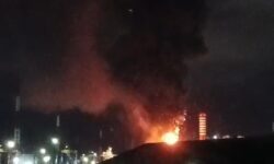 Pertamina Diminta Transparan Soal Kebakaran di Kilang Balikpapan