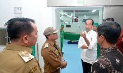 Jokowi Tekankan Peningkatan Infrastruktur Listrik di RSUD Rupit