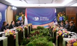 Kemitraan dan Transisi Energi Dibahas Jokowi Bareng Presiden ADB di Hali