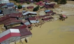 BNPB Bantu Daerah Terdampak Banjir dan Tanah Longsor di Sulsel Rp2,5 Miliar