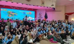 Romantika Punya Anak Autis