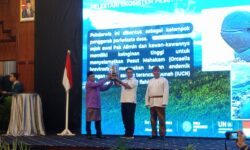 Hari Lingkungan Hidup 2024, Pemprov Kaltim Serahkan Sertifikat Proper Hingga Kalpataru