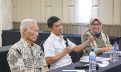 Wamenkes Dante Tekankan Obat Harus Sampai ke Daerah Terpencil