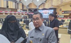 Pj Gubernur Kaltim Ingin BUMD Masuk ke Bisnis Peternakan dan Pariwisata