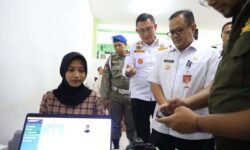 Tertib Administrasi, Bikin KTP Sesuai Domisili