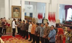 Presiden Minta Pemda Perbarui Sistem Pertanian dengan Teknologi