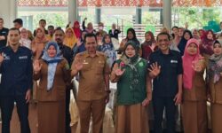 Disdikbud Kutim Seminarkan Gerakan Seniman Masuk Sekolah