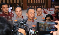 Kapolri Mutasi Ratusan Perwira Menengah dan Tinggi
