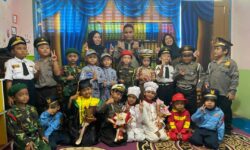 TK Mutmainnah Sebulu Ajak Siswa Mengenal Berbagai Macam Profesi